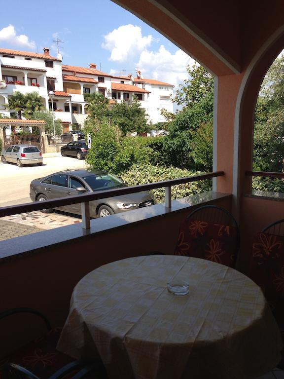 פורץ Apartments Zdjelar חדר תמונה